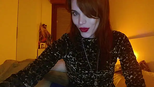 refem9 online show from 11/24/25, 10:10