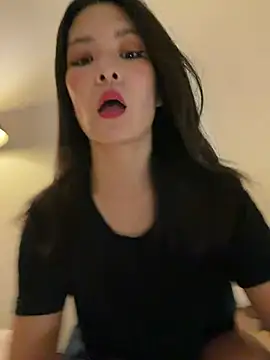Ninazhang online show from 01/16/26, 05:44