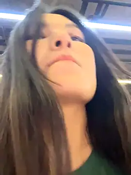 Ninazhang online show from 10/26/25, 02:34