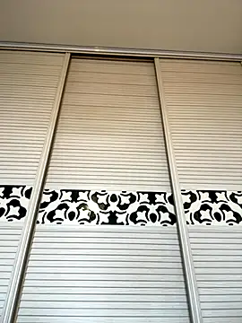 Ninazhang online show from 11/16/25, 01:43