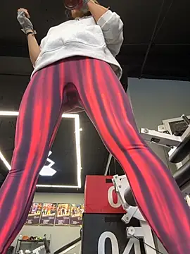 Ninazhang online show from 11/09/25, 02:04