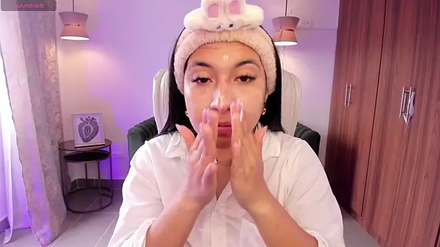 DANDARA THOM online show from 10/03/25, 07:26