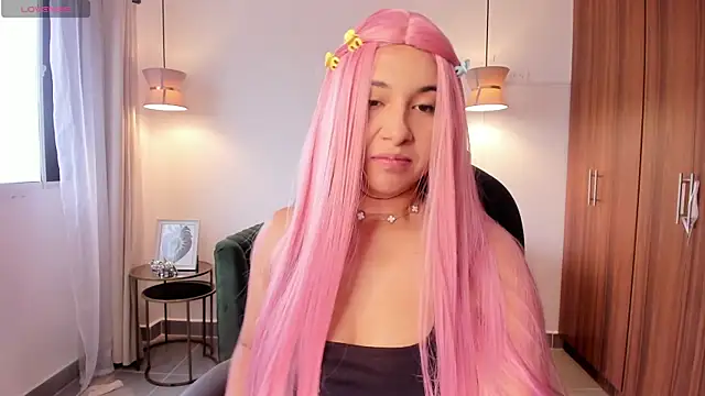 DANDARA THOM online show from 09/26/25, 07:21