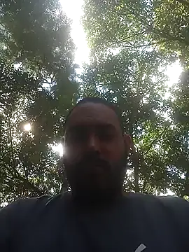 Snapshot of jfgustavo001 chatting on 03/24/26, 03:34 jfgustavo001 online show from 03/24/26, 03:34
