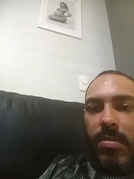 Snapshot of jfgustavo001 chatting on 03/26/26, 06:50 jfgustavo001 online show from 03/26/26, 06:50