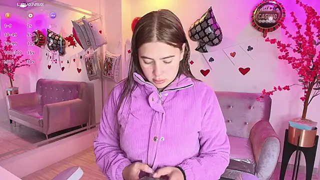 Snapshot of Antonella_wild chatting on 02/13/26, 03:39 Antonella wild online show from 02/13/26, 03:39