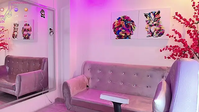 Snapshot of Antonella_wild chatting on 01/10/26, 03:46 Antonella wild online show from 01/10/26, 03:46