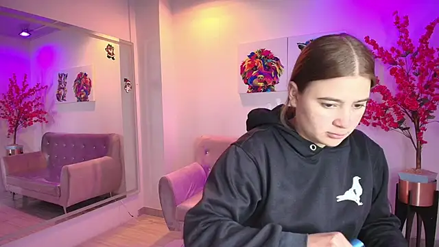 Snapshot of Antonella_wild chatting on 01/19/26, 11:47 Antonella wild online show from 01/19/26, 11:47