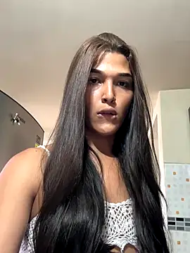 Snapshot of love_megann chatting on 10/19/25, 03:37 love megann online show from 10/19/25, 03:37