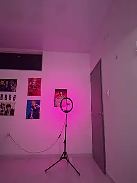 18 salo online show from 02/20/26, 06:19