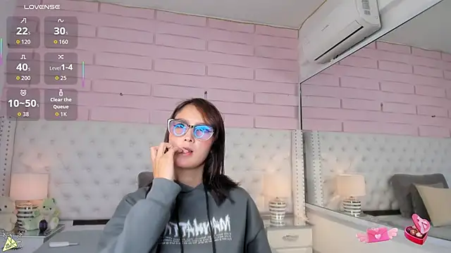 Snapshot of abby-joule chatting on 11/10/25, 03:06 abby-joule online show from 11/10/25, 03:06