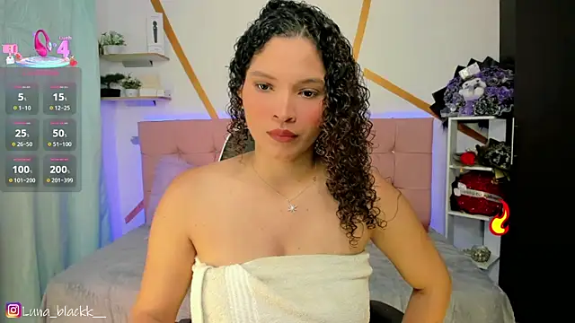 Luna blackk online show from 02/07/26, 09:01