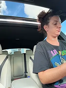 sweetsirenn online show from 12/18/25, 01:37