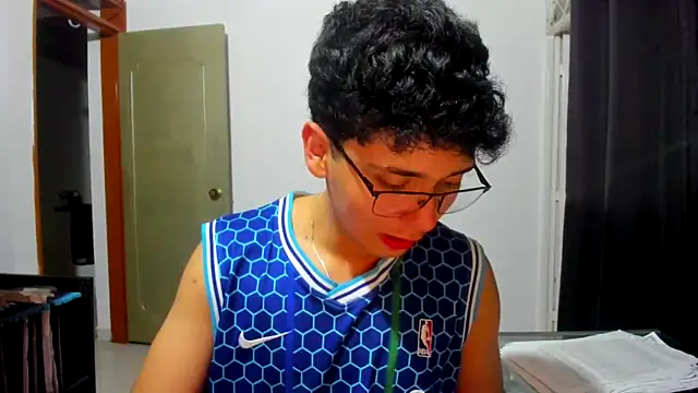 jacobs shelby online show from 11/05/25, 01:09