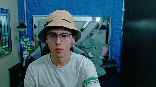 jacobs shelby online show from 12/03/25, 02:56