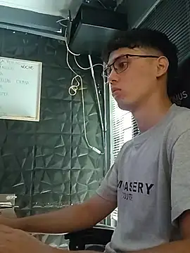 jacobs shelby online show from 11/17/25, 02:21