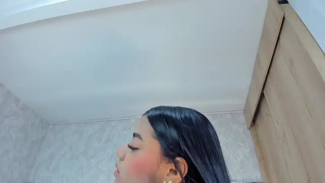 VICTORIAGRAYS online show from 03/18/26, 11:13