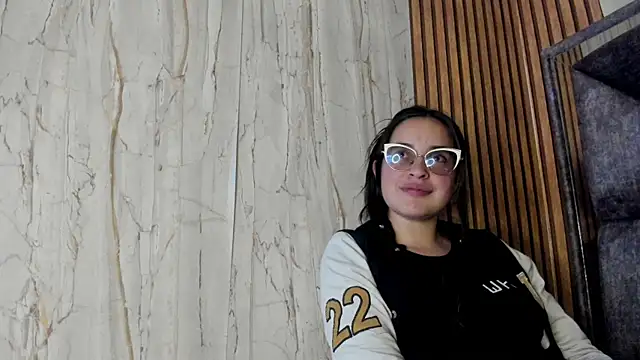 Cherry  Hot online show from 11/26/25, 05:40