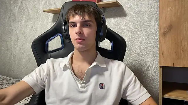 elliot scott online show from 10/07/25, 02:23