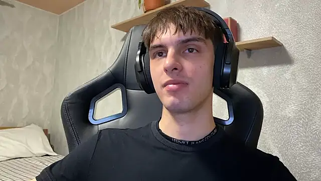 elliot scott online show from 09/29/25, 03:17