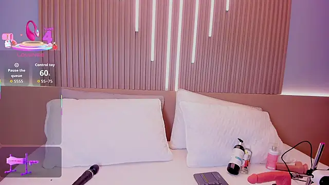 Snapshot of Camile_cute chatting on 09/10/25, 08:19 Camile cute online show from 09/10/25, 08:19