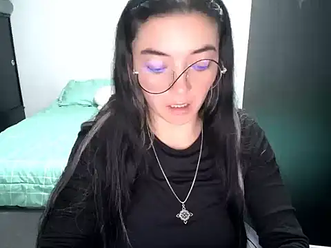 Snapshot of Came-II chatting on 01/17/26, 02:37 Came-II online show from 01/17/26, 02:37