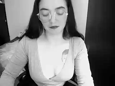 Snapshot of Came-II chatting on 02/17/26, 02:03 Came-II online show from 02/17/26, 02:03