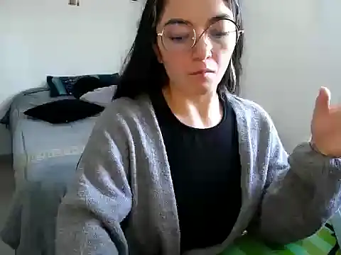 Snapshot of Came-II chatting on 11/07/25, 11:48 Came-II online show from 11/07/25, 11:48