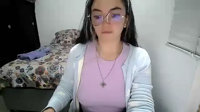 Snapshot of Came-II chatting on 01/08/26, 01:33 Came-II online show from 01/08/26, 01:33