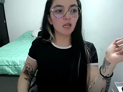 Snapshot of Came-II chatting on 01/16/26, 02:15 Came-II online show from 01/16/26, 02:15