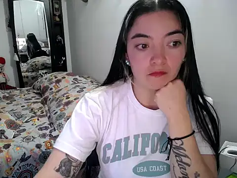 Snapshot of Came-II chatting on 12/02/25, 02:56 Came-II online show from 12/02/25, 02:56