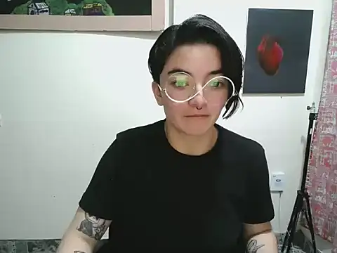 Snapshot of Came-II chatting on 06/19/26, 03:23 Came-II online show from 06/19/26, 03:23