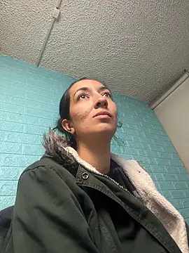 SALOME KORLAND online show from 11/06/25, 12:20