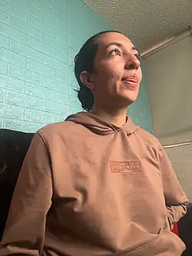 SALOME KORLAND online show from 10/28/25, 12:37