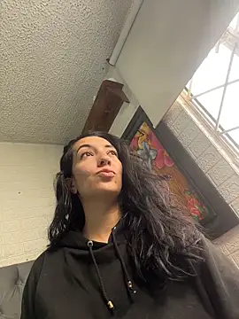 SALOME KORLAND online show from 10/25/25, 02:28