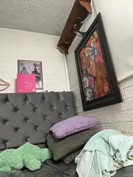 SALOME KORLAND online show from 04/17/26, 07:28