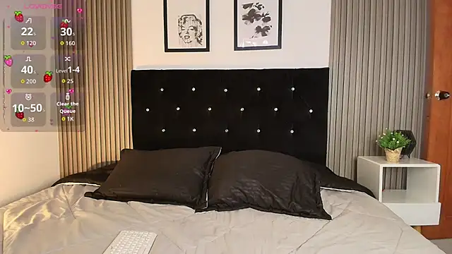 ashlycarteer online show from 11/09/25, 07:07