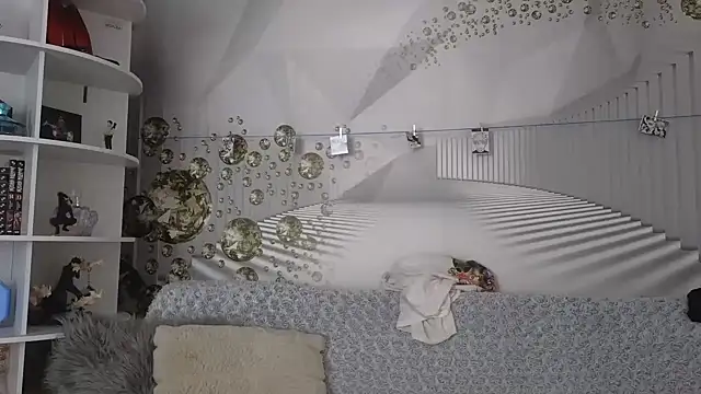 Snapshot of EvoletteLouLou chatting on 09/27/25, 12:55 EvoletteLouLou online show from 09/27/25, 12:55