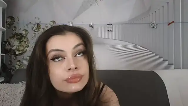 Snapshot of EvoletteLouLou chatting on 09/25/25, 01:17 EvoletteLouLou online show from 09/25/25, 01:17