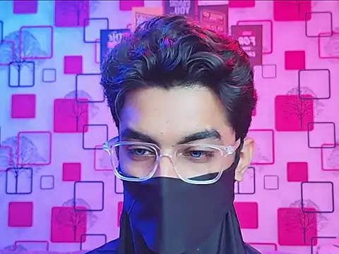 ChiseledCharm online show from 10/09/25, 07:14