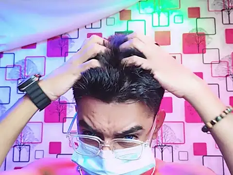 ChiseledCharm online show from 11/01/25, 07:52