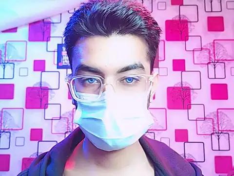 ChiseledCharm online show from 11/12/25, 08:45