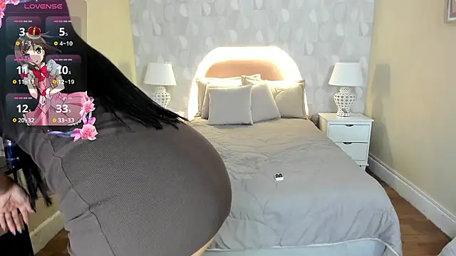 isabella milf  online show from 02/19/26, 07:11