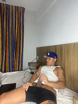 Snapshot of dotado_20xx chatting on 03/03/26, 11:06 dotado 20xx online show from 03/03/26, 11:06