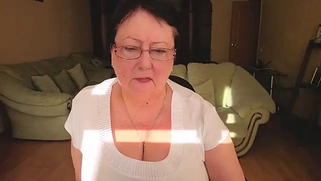 Snapshot of Margo_Moll chatting on 02/22/26, 11:34 Margo Moll online show from 02/22/26, 11:34