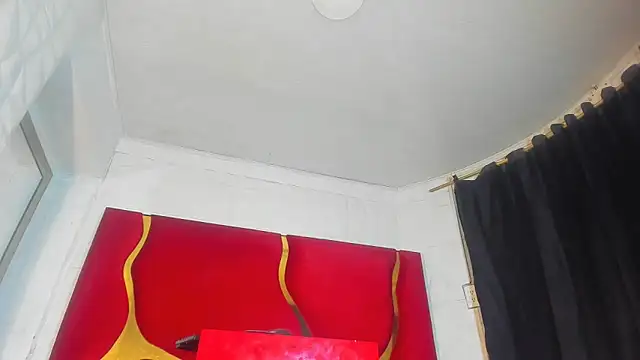 chaniesmith69x online show from 05/05/26, 04:48