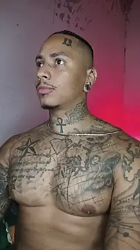 Snapshot of David_tatto1 chatting on 02/27/26, 03:18 David tatto1 online show from 02/27/26, 03:18