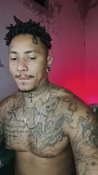 Snapshot of David_tatto1 chatting on 02/18/26, 04:54 David tatto1 online show from 02/18/26, 04:54