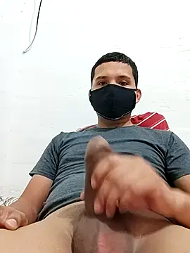 Genaro Dickinson 69 online show from 11/30/25, 01:39