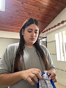 Gaby  Howards online show from 12/19/25, 01:35